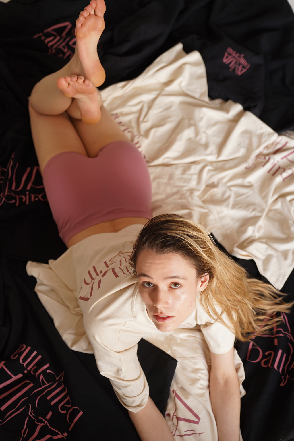 vanilla-cream LOGO shirt