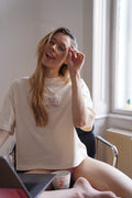 vanilla-cream LOGO shirt